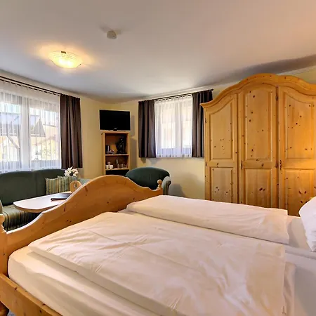 Leithenwald Guest house *